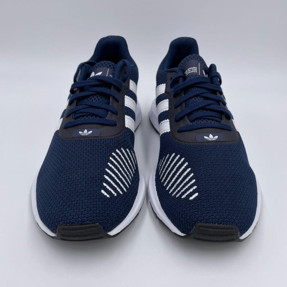 Adidas Swift Run RF Navy / White Shoes - Picture 3 of 8